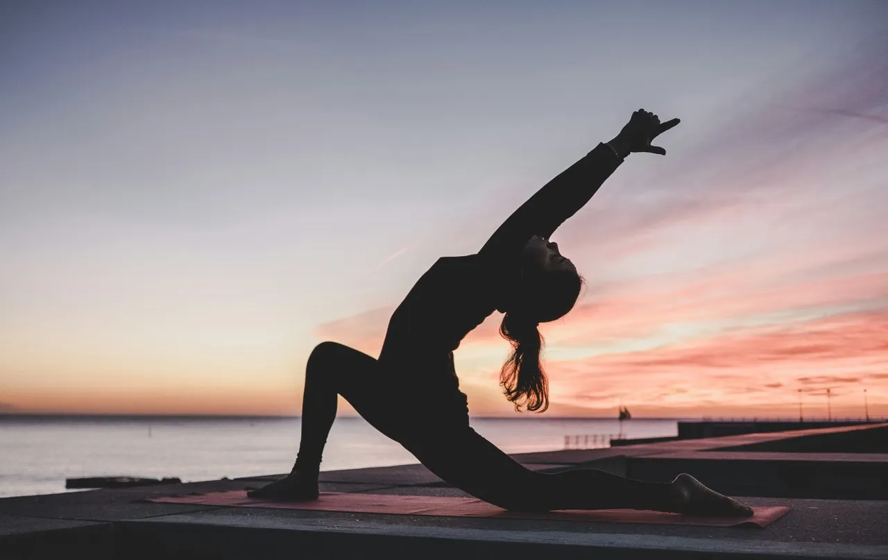 Hábitos que obstaculizan tu progreso personal: Claves para superarlos